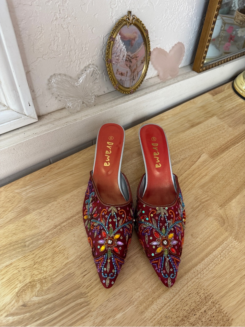 2000s Drama Beaded Pointed Toe Kitten Heels Size 9 Y2K Jewel Embellished Whimsy - Picture 2 of 15